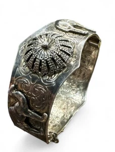 Vtg Hamsa Camel Intricate Design Bangle Bracelet - 925 Sterling Silver, 7” #248 - Picture 1 of 7
