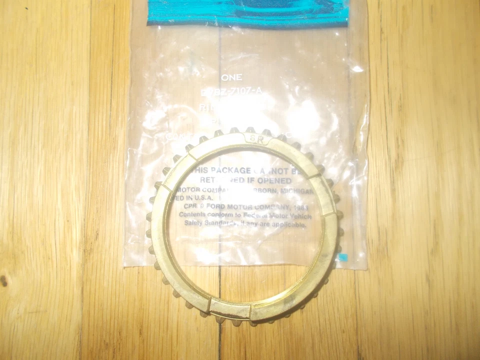 Anillo de bloqueo sincronizador Ford Mustang Foxbody 1979-1983 nuevo de lote original 4 velocidades D9Bz-7107-A Foto 1 de 1