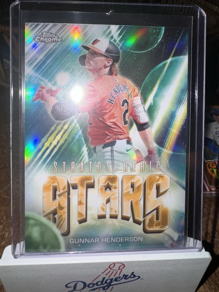 Gunnar Henderson Stratospheric Stars SSC-22 Topps 2024 Chrome Update SSP Orioles - Image 1 of 4