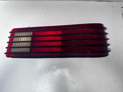 Luz trasera Ford Mercury Capri 1983 a 1986 lente derecha Mustang 1983 lámpara Burbuja Foto 1 de 4