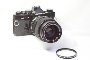 AS IS Olympus OM-2 Film Camera + Recordate Back 2 + Auto-Zoom 35-70mm F/3.6 Lens - Imagen 1 de 19