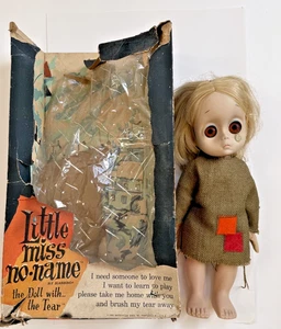 Muñeca Little Miss No Name Tear in Eye, con caja original, Hasbro 1965 vintage - Imagen 1 de 23