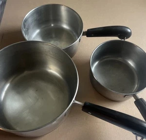 Revere Ware 1801 Set di pentole con fondo in rame lotto di 2 qt, 3 qt e 4,5 qt - Foto 1 di 8