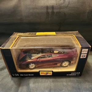 Maisto 31907 1992 Jaguar XJ220 Blue Special Edition 1:24 Die Cast Sports Car - Picture 1 of 13