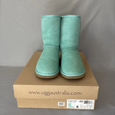 Женские UGG Australia ботинки классический короткий Aqua замши шерсти светло-зеленый синий размер 6 - Изображение 1 из 4