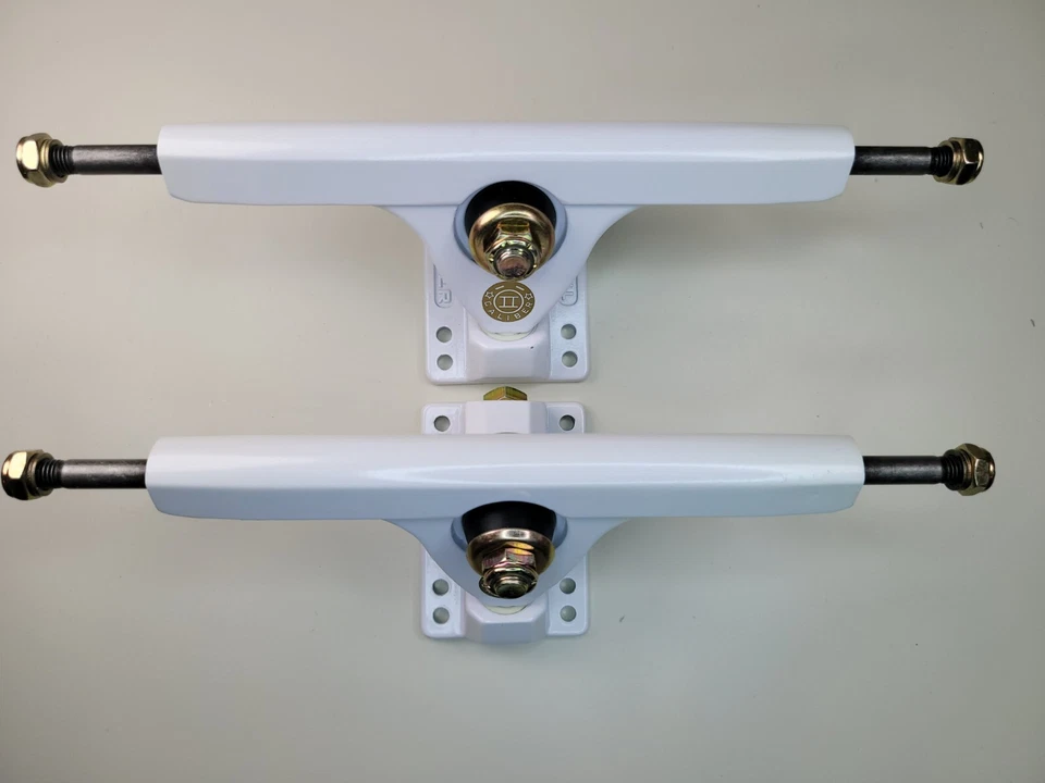 Camiones Longboard Calibre II 50 grados/184 mm suspensión/10" eje reverso Kingpin Foto 1 de 1