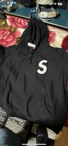 AUTHENTIC NEW 2020 Supreme S Logo Quilted Hooded Sweatshirt Black medium SS20 - Picture 1 of 2