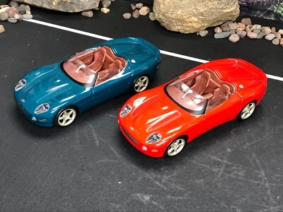 2 ~ 1:24 Diecast Car WELLY GREEN & RED JAGUAR XK180 #22072 No Box - Image 1 of 4