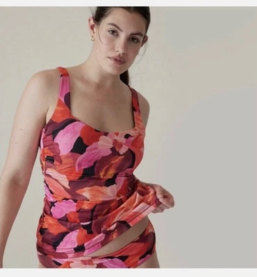 Camiseta de natación Tankini cuello cuadrado Athleta en Liana Floral Maeve talla 34 B/C con aros Foto 1 de 4