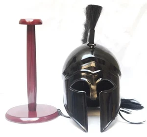 Casco de guerrero espartano negro con escudo casco corintio griego - Imagen 1 de 5