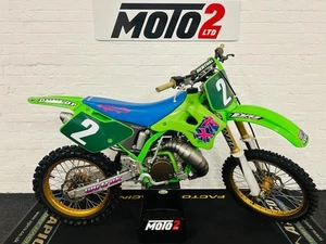 1998 KAWASAKI KX 250 2 STROKE (FULLY RESTORED) MOTOCROSS BIKE KX CR YZ RM - Picture 1 of 6