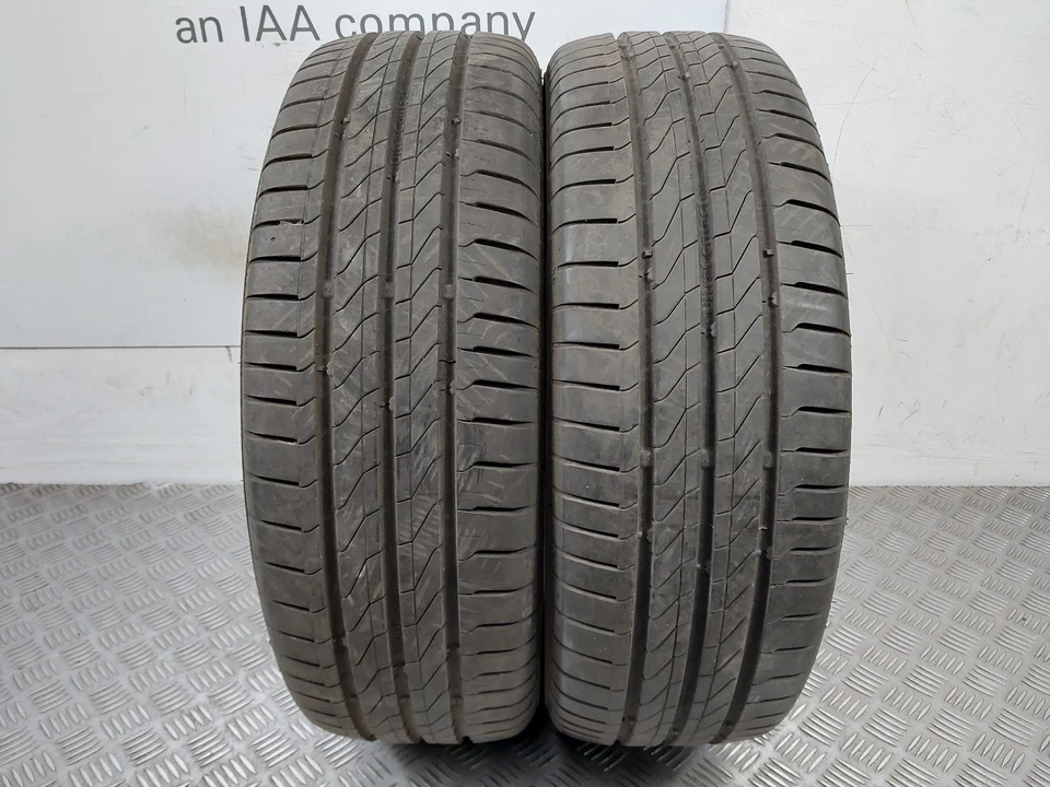 185/60/15 CONTINENTAL ULTRA CONTACT Part Worn Tyres 5mm Of Tread Matching Pair - Image 1 of 4