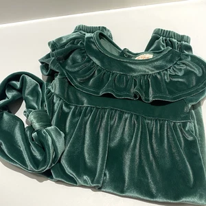 Baby Cat & Jack 6-9M Silky Green Velvet Jumpsuit & Headband Snap Crotch Ruffle - Picture 1 of 8