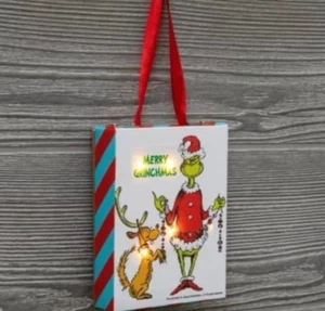 The GRINCH "Merry Grinchmas" Light-Up Wall Decor /Ornament - Picture 1 of 2