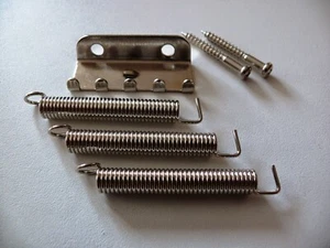 NEW FIXATION et RESSORTS BRIDGE STRATOCASTER - Picture 1 of 1