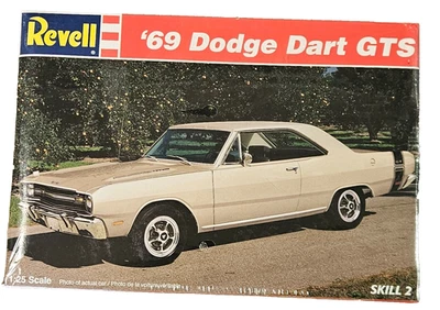Kit de modelo selado Revell escala 1/25 69 Dodge Dart GTS Skill 2 1969 Mopar #7603 - Imagem 1 de 2