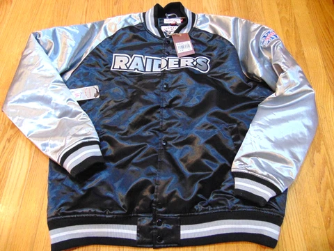 MITCHELL & NESS NFL OAKLAND RAIDERS SILVER SATIN JACKET SIZE 2XL repaired Cover