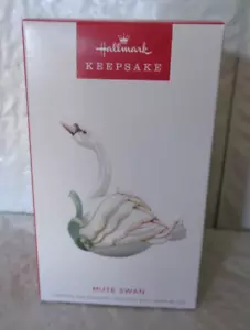 2024 Hallmark Keepsake - Mute Swan Ornament - Picture 1 of 1