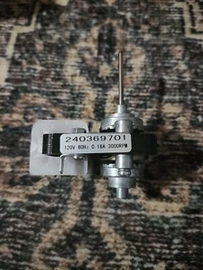 240369701 Refrigerator Evaporator Fan Motor 5303918549, AP4700070 240369702 AH34 - Foto 1 di 8