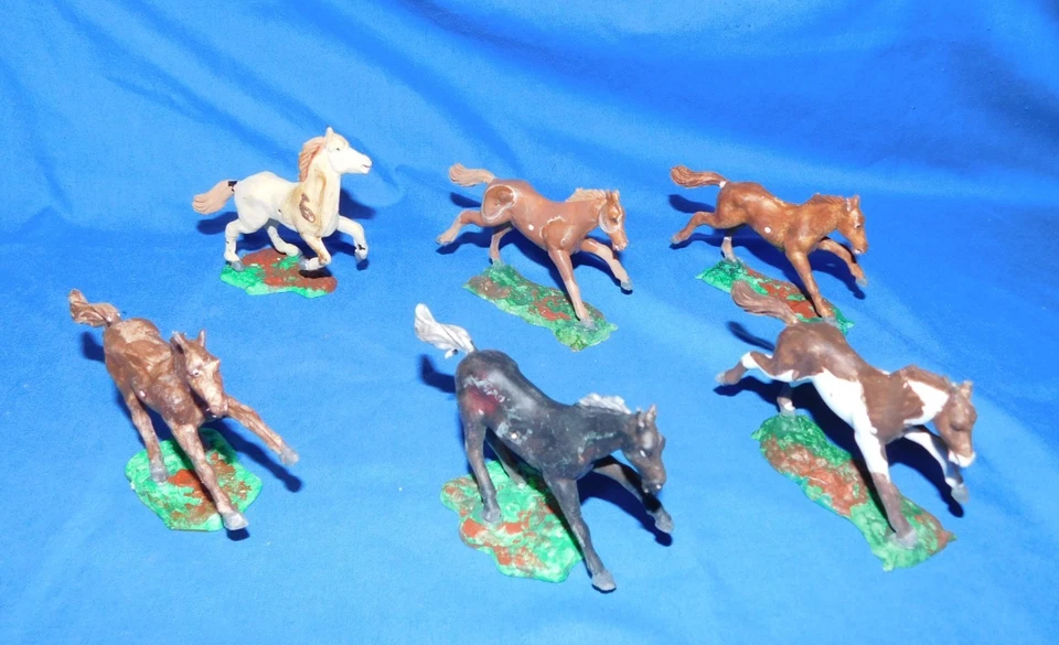 TIMPO TOYS COLLECTOR PAINTED HORSE (6) - Image 1 of 1