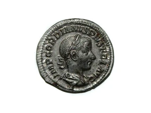 Moneda romana: Denario, Gordiano III 240 d.c. Aprox., 237 a 244 d.c. - Imagen 1 de 2