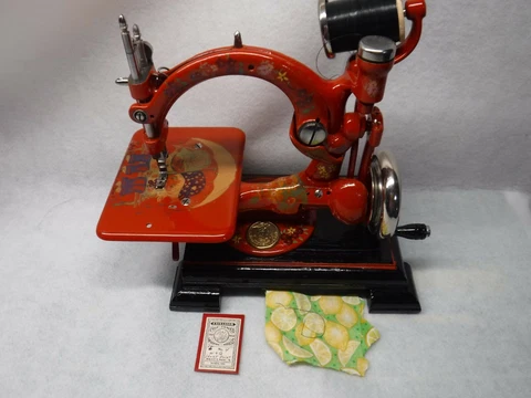 Antique Hand Crank  Wilcox/Willcox "Gibbs-ELDRIDGE B"  Machine. RESTORED 1800's Cover