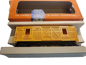 NACHKRIEG LIONEL HO SCALE #0873 PFERDETRANSPORTWAGEN MIT OVP 📦 - Bild 1 von 2