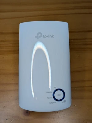 TP-Link TL-WA850RE N300 Universal Range Extender Broadband/Wi-Fi - Image 1 of 3