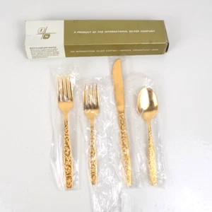 Americana Golden Heritage 4 pc Place Setting 24k Gold Plate NOS IS MCM - Picture 1 of 13