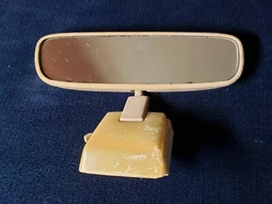 1984-88 TOYOTA PICKUP TRUCK 89 4RUNNER REAR VIEW MIRROR MAP DOME LIGHT TAN OEM - Picture 1 of 7