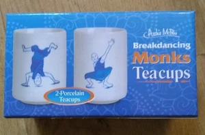 2 BREAKDANCING MONKS TEACUPS porcelain Archie Mcphee New Boxed Gift - Bild 1 von 6