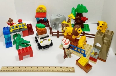 LEGO Duplo Feeding Zoo Set # 5634 Complete with 1 Substitute. No Box or Manual - Image 1 of 4
