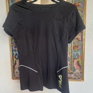 FILA SPORT RUNNING S/S T-Shirt Top Gr.M schwarz reflektierend Top gebrauchter Zustand - Bild 1 von 7