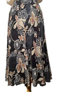 CS Casual studio Size Large Floral Skirt Black Beige Lined Elastic Sheer Career - Picture 1 of 12