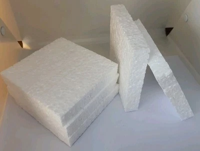 50 x Styroporplatten - Stücke - Teile - 10,5  x 10,5 x 1,8 cm - Basteln Etc.. - Bild 1 von 4