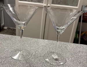Crate & Barrel CALLAWAY Martini Glas #37 - Bild 1 von 3