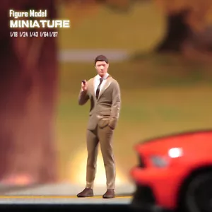 1/64 khaki Suit Men Cigar Scene Miniatures Figures Doll For Cars Vehicles Toy - Picture 1 of 6