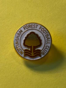 Reeves Birmingham - Enamel Metal badge - Nottingham Forest FC - Picture 1 of 2