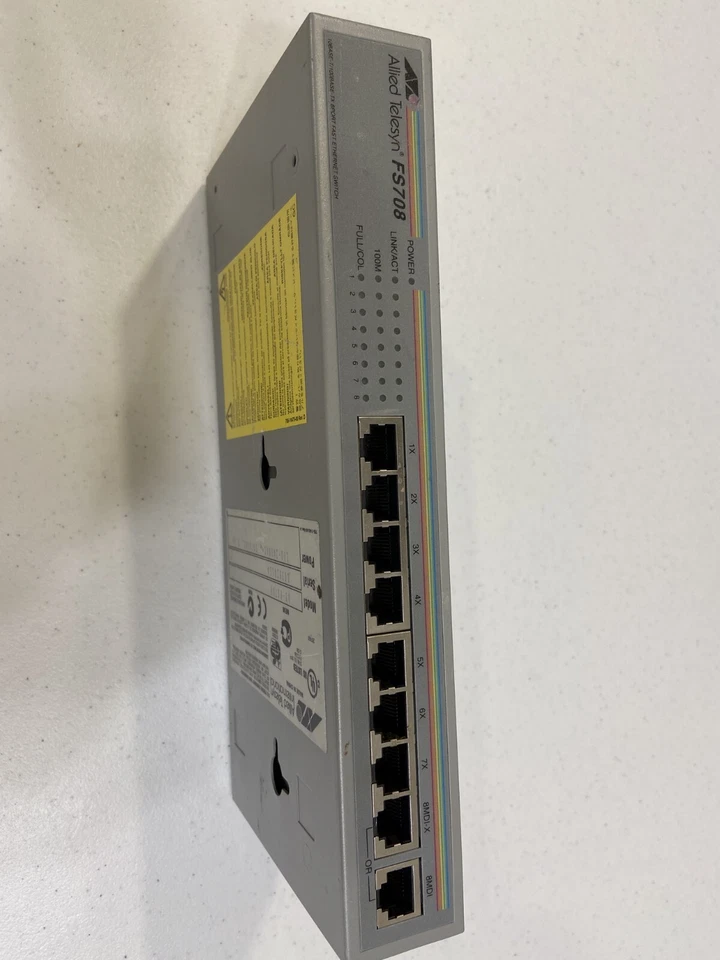 Allied Telesyn FS708 8-Ports 10/100Base-TX Unmanaged Fast Ethernet Switch - Image 1 of 1
