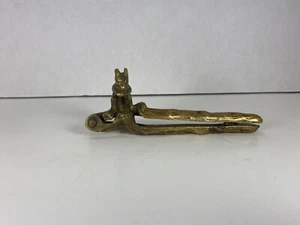 VINTAGE BRASS  NUTCRACKER “SQUIRREL ON A LOG”  5 1/2" - Picture 1 of 16