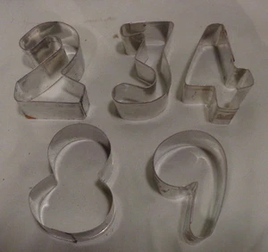 Vtg. Metal Cookie Cutters numbers - Picture 1 of 2