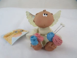 Angel Cheeks "MOM TO BE" Russ Handprinted #21826 w/tag. 2.5" x 2.5" - Picture 1 of 3