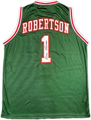 Camiseta deportiva de baloncesto verde firmada por Oscar Robertson Milwaukee JSA Foto 1 de 3