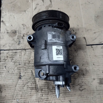 8200940837 Compressore a/c  RENAULT MEGANE 2a Serie 1.5 dCi (78Kw) SW - Immagine 1 di 3
