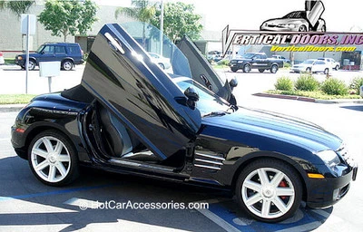 Chrysler Crossfire 2004-08 Vertical Door Lambo Kit - Imagem 1 de 4