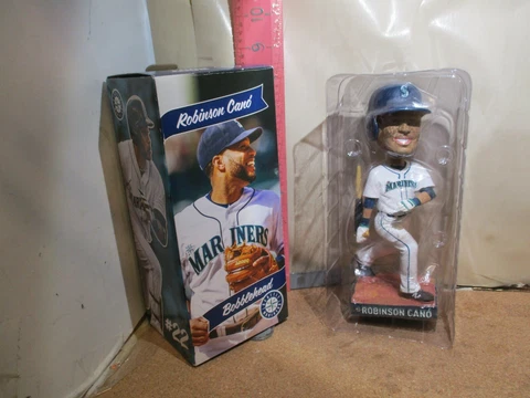 SEATTLE MARINERS BOBBLEHEAD - ROBINSON CANO' FROM 2015 - NEW IN BOX! Cover
