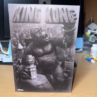 Figura de acción NECA Ultimate King Kong escala 7" Foto 1 de 3