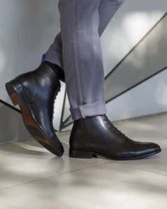 Bota de negocios al tobillo de cuero marrón oscuro hecha a mano para hombre, bota de motociclista - Imagen 1 de 2