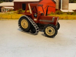BRITAINS.1:32.FARM.FIAT DX880 TURBO. 4x4 HALF TRACK TRACTOR. CAB. DRIVER.RARE. - Picture 1 of 12
