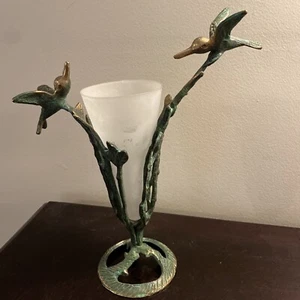 VASO COLIBRÌ VINTAGE IN FERRO CON SUPPORTO IN VETRO A FORMA DI V - Foto 1 di 7